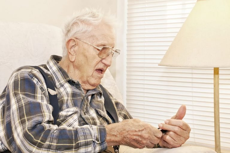How to Develop the Best Mobile App for Senior Population?