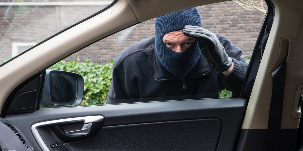 Different tips to protect your car from being theft